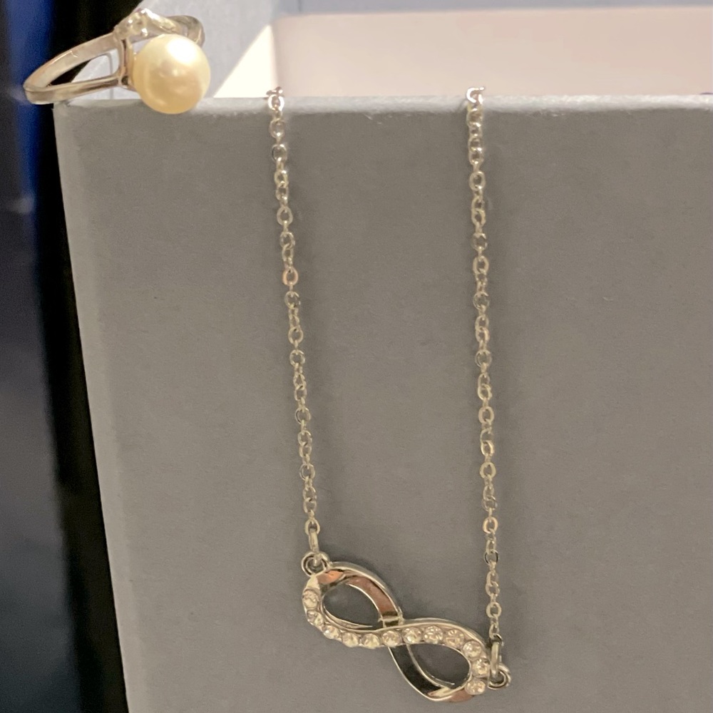Bundle Deal - Pearl Ring & Infinity Necklace